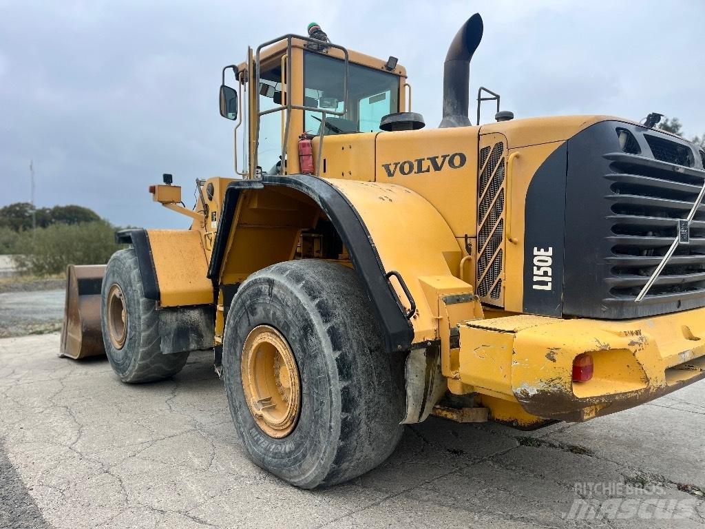 Volvo L 150 E Kolové nakladače