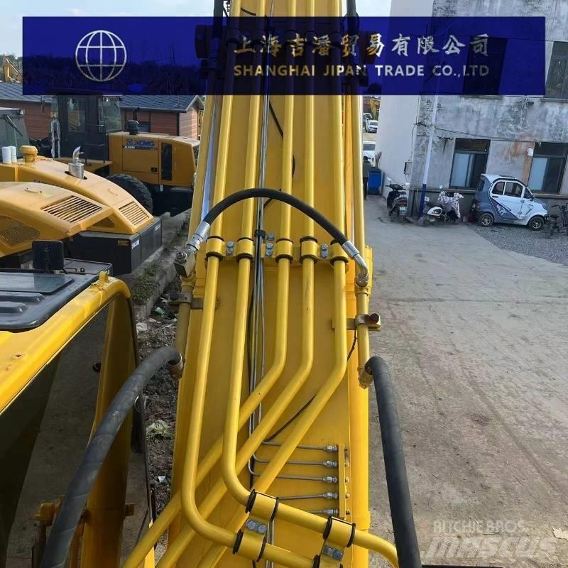 Komatsu PC 360 Pásová rýpadla
