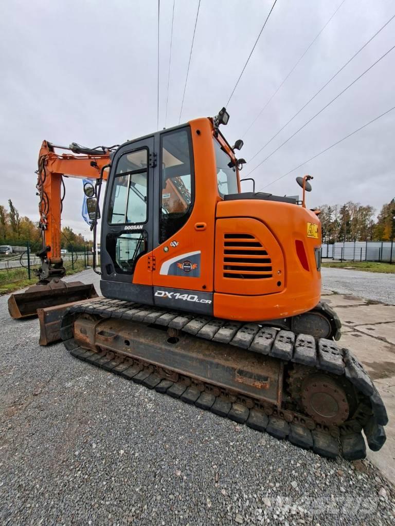 Doosan DX 140 LCR Pásová rýpadla