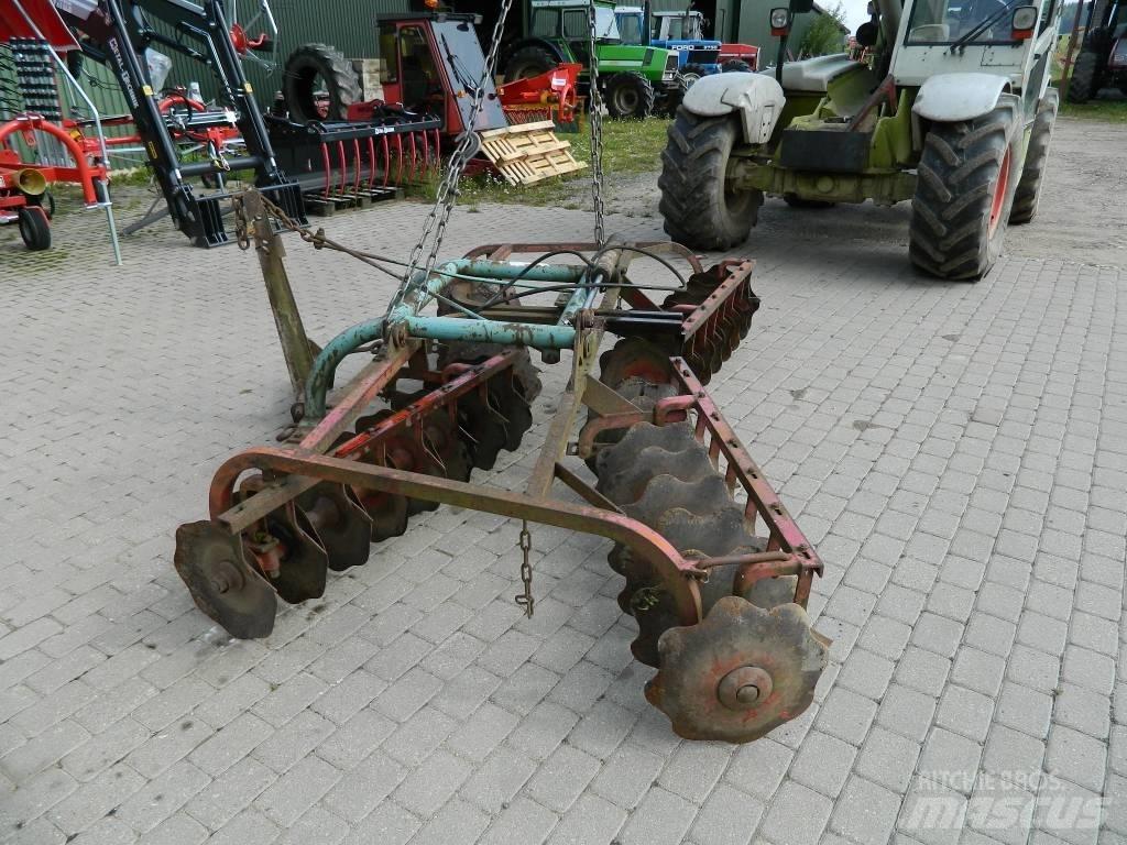 Kverneland 300 Talířové brány