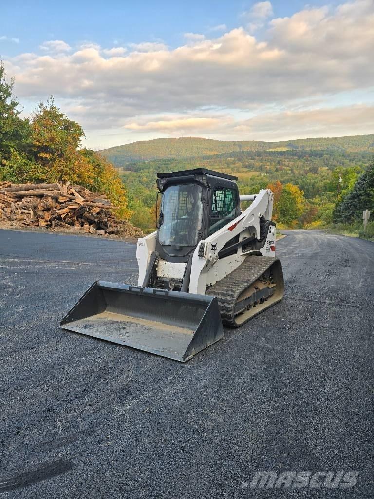 Bobcat T 770 Smykem řízené nakladače