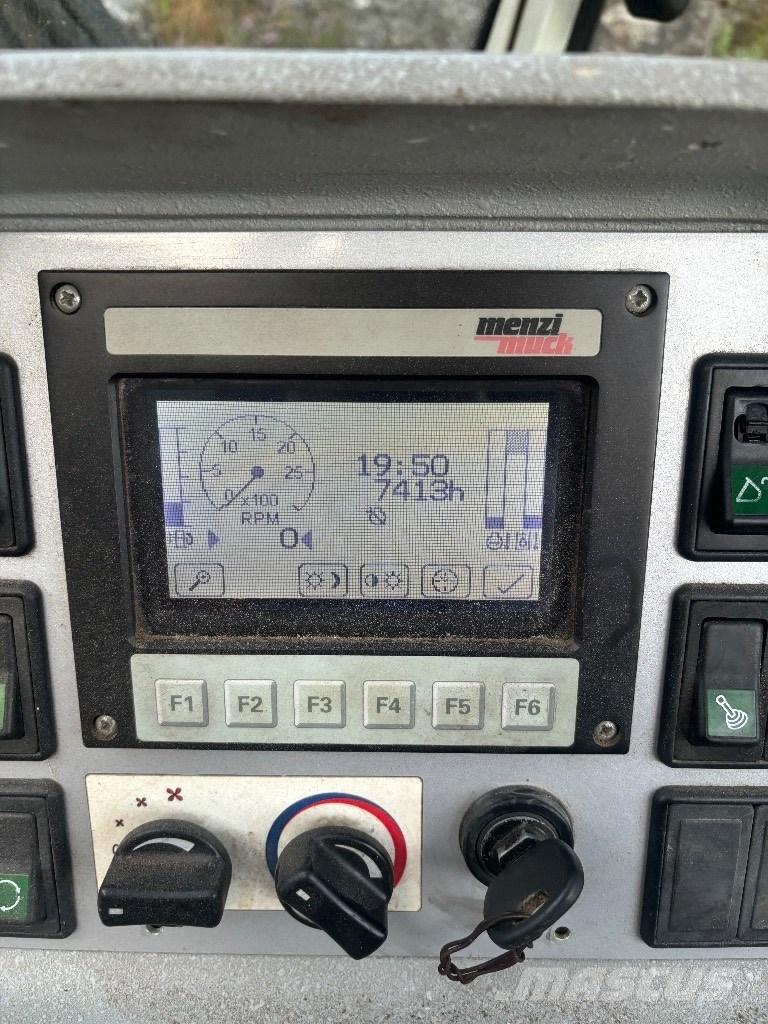 Menzi Muck A91 Speciální bagry