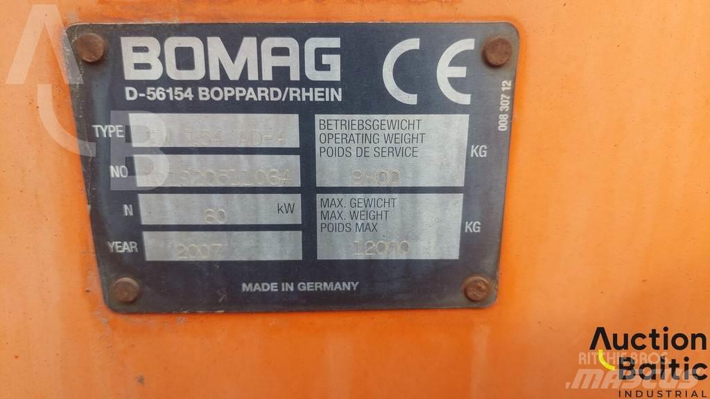 Bomag BW 154 AD-4 Další válce