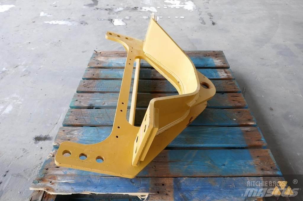CAT 140M3 Drawbar Doprava – ostatní