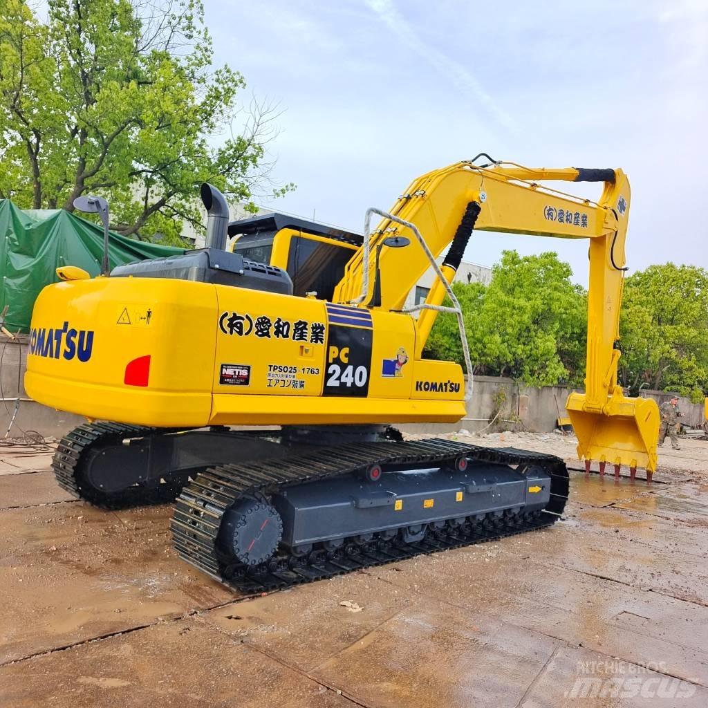 Komatsu PC 240 LC-8 Pásová rýpadla