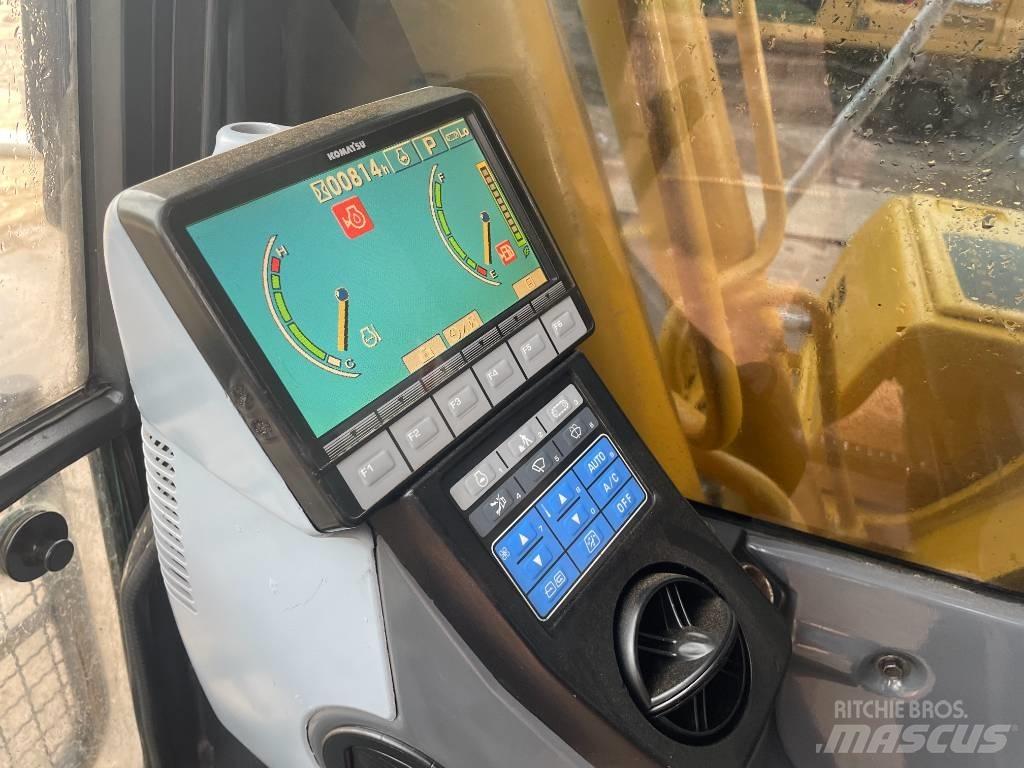 Komatsu PC 240 LC-8 Pásová rýpadla