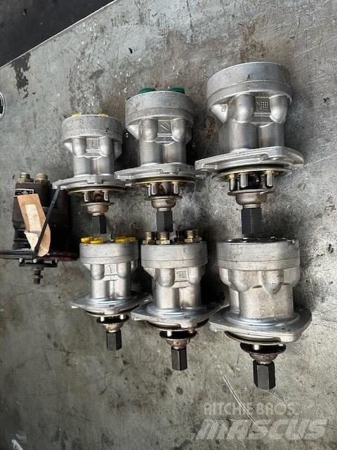 O&K JOYSTICK Hydraulika