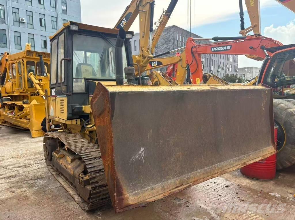 CAT D3C Pásové dozery