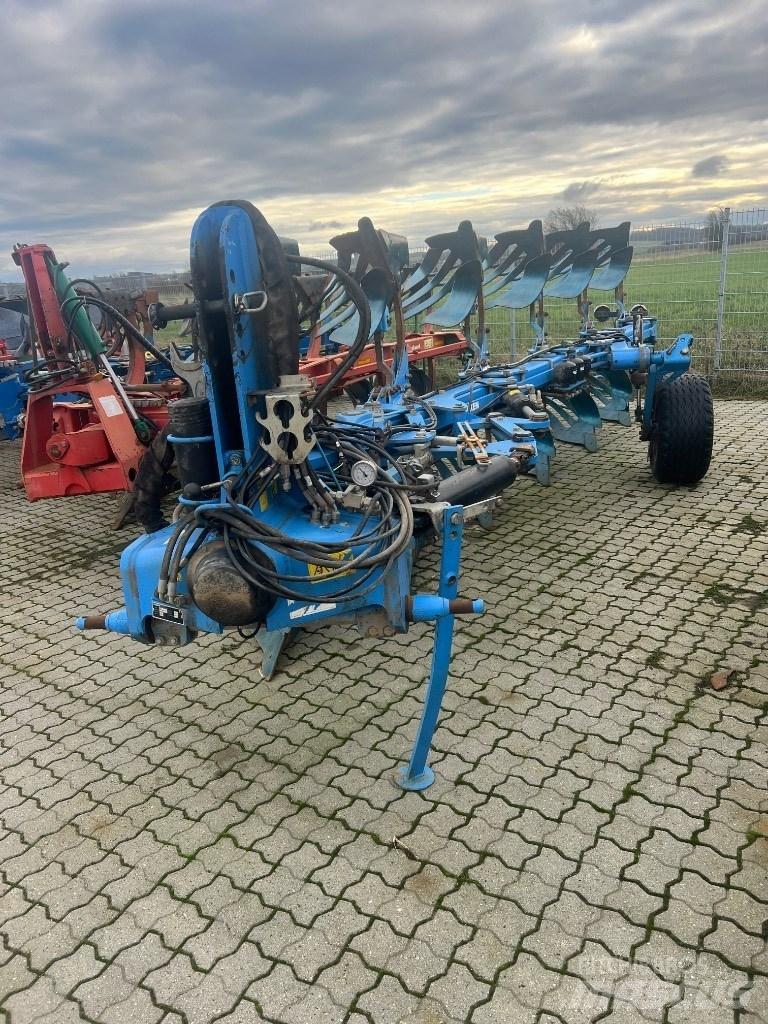 Lemken Juwel 8 Oboustranné pluhy