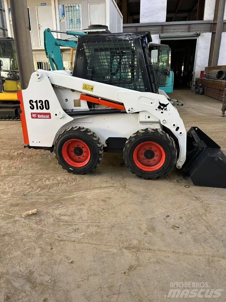 Bobcat S130 Smykem řízené nakladače