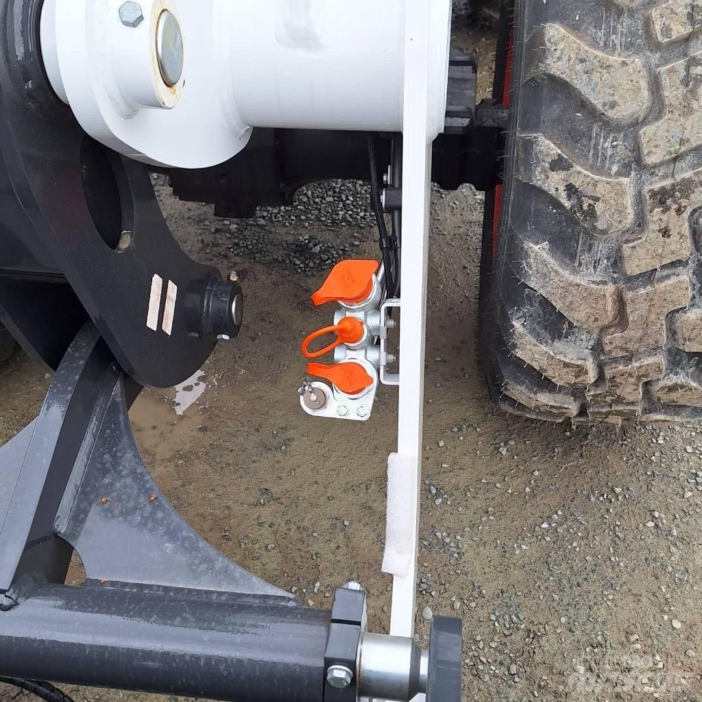 Bobcat Radlader Kolové nakladače