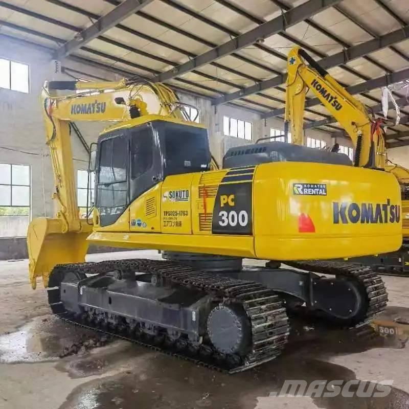 Komatsu PC300-7 Pásová rýpadla