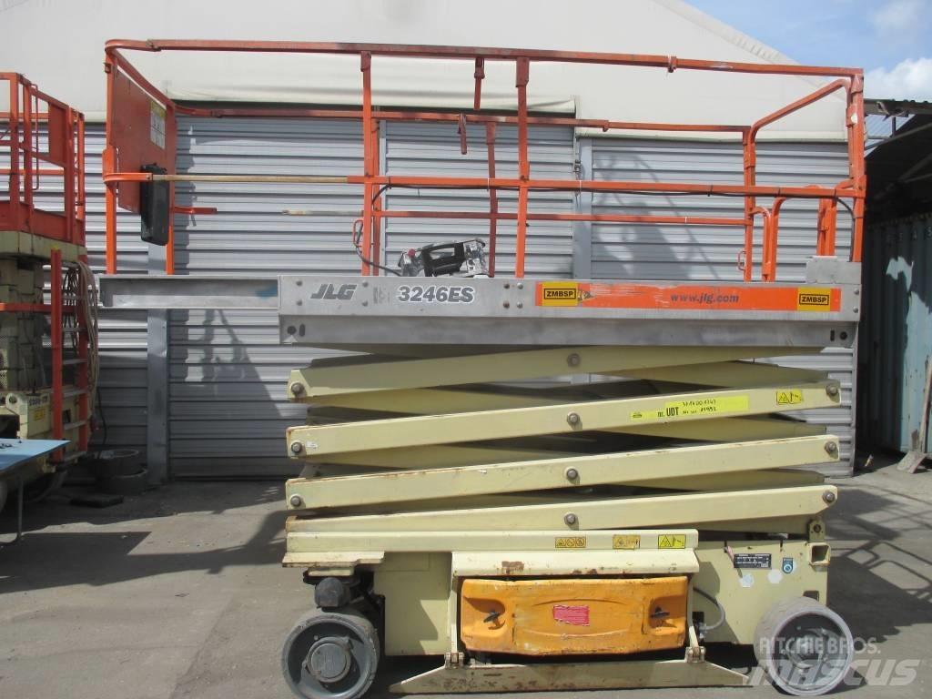 JLG 3246 ES Nůžková zvedací plošina