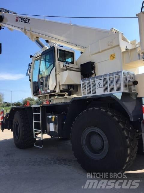 Terex TRT90 Jeřáby pro těžký terén