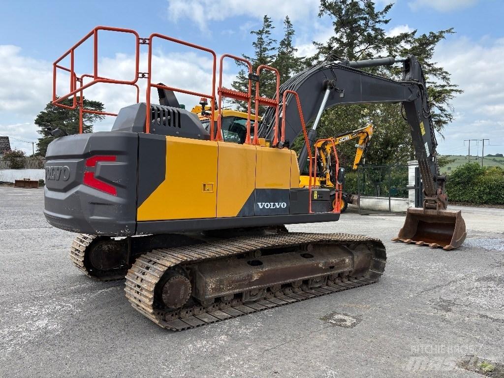 Volvo EC 200 Pásová rýpadla