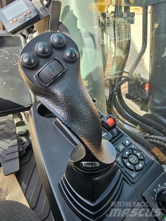 Volvo EC350EL Pásová rýpadla