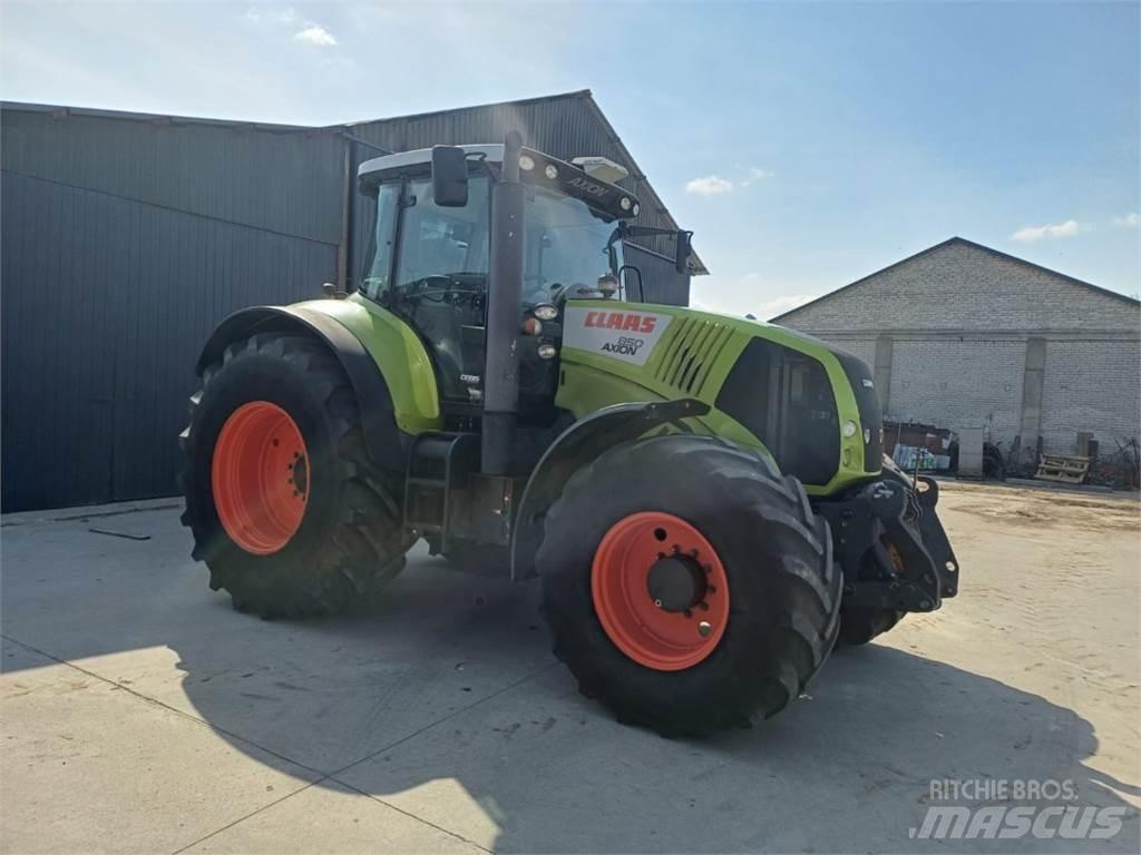 CLAAS Axion 850 Traktory