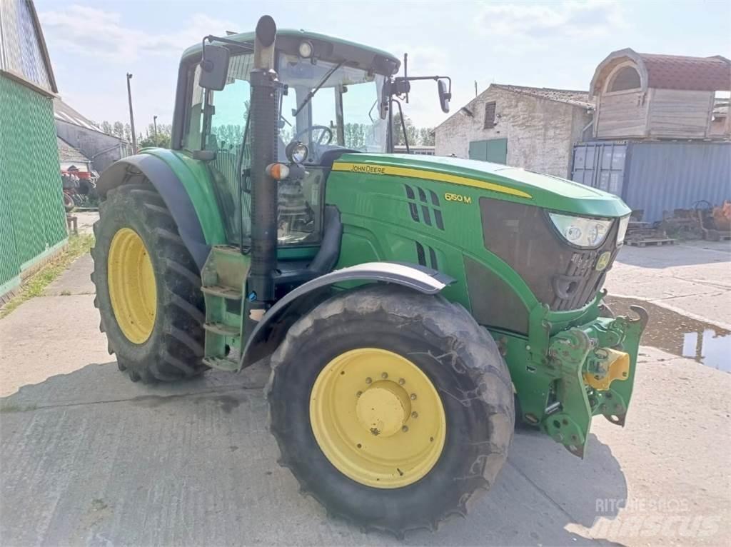 John Deere 6150M Traktory
