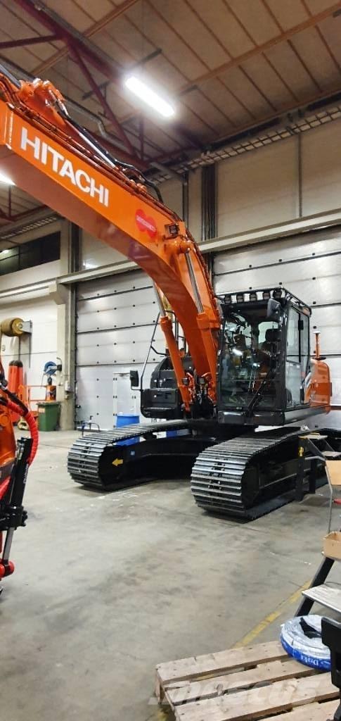 Hitachi ZX 210 LC-7 Pásová rýpadla