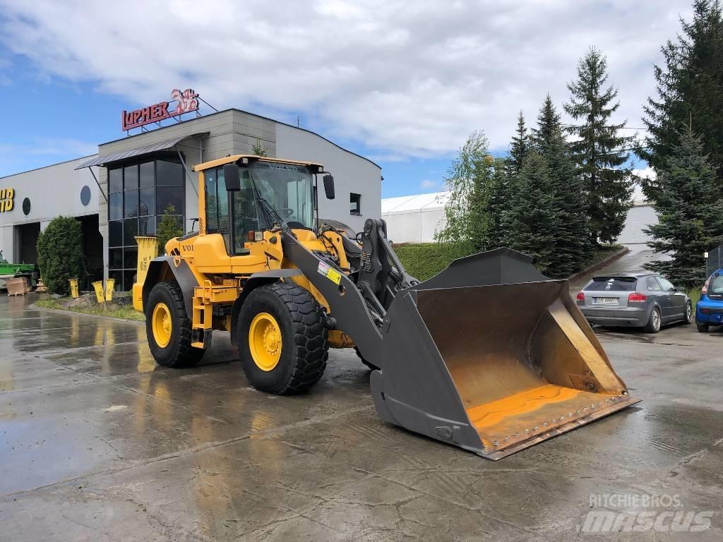 Volvo L90F Kolové nakladače