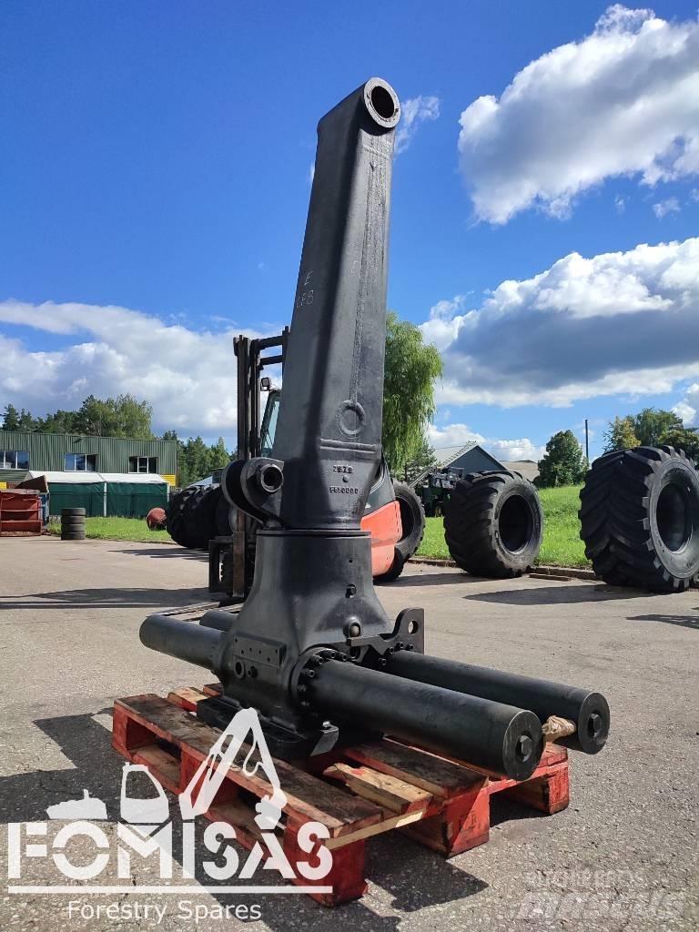 John Deere CF8 Jeřáby a nakladače