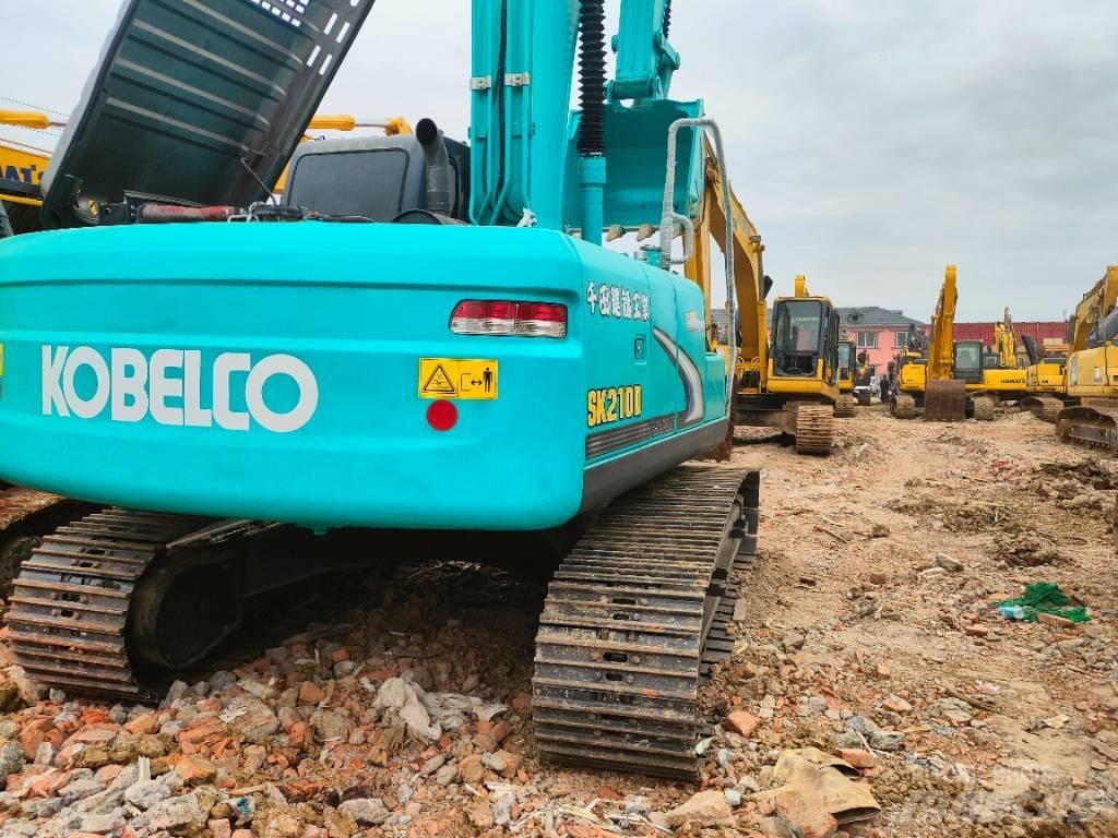 Kobelco SK 210 D Pásová rýpadla