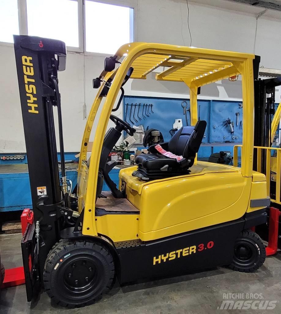 Hyster J3.0XN Akumulátorové vozíky