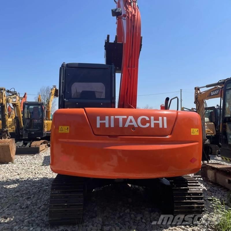 Hitachi ZX 70 Midi rýpadla 7t - 12t