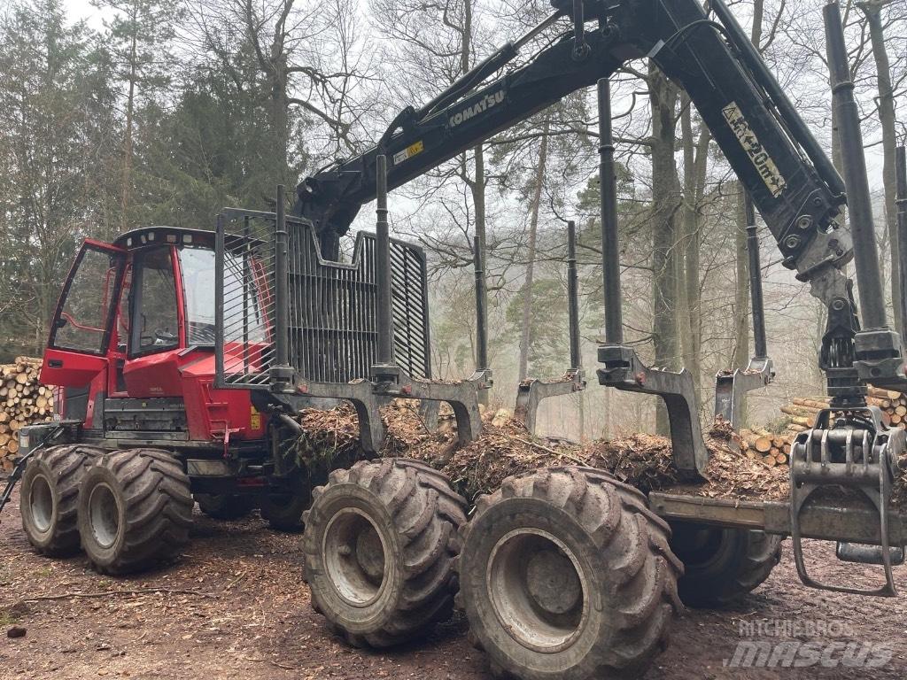 Komatsu 875 Vyvážecí traktory