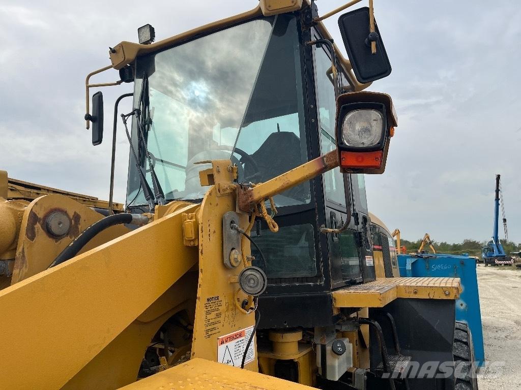 CAT 938 G II Kolové nakladače