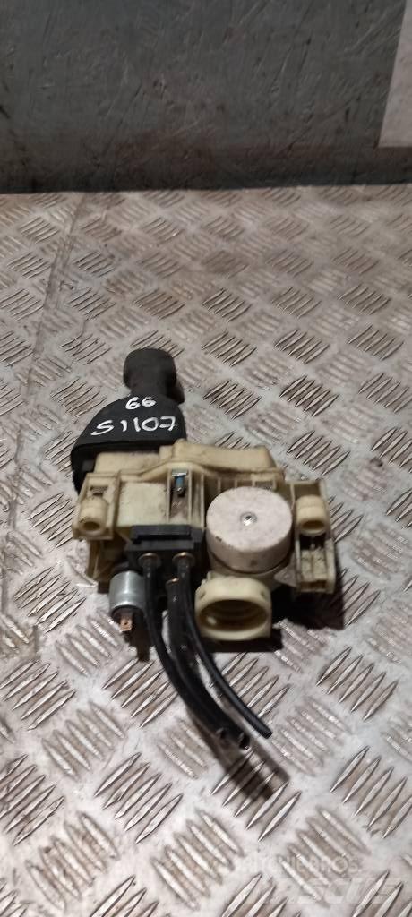 Scania R 440    1774972 Kabiny a interiér