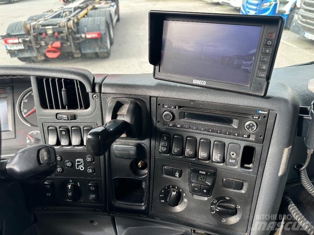 Scania P370 6x2*4 Hákový nosič kontejnerů