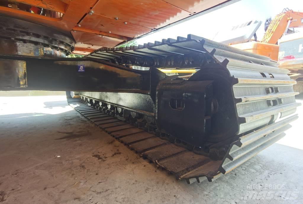 Doosan DX 225 LC Pásová rýpadla