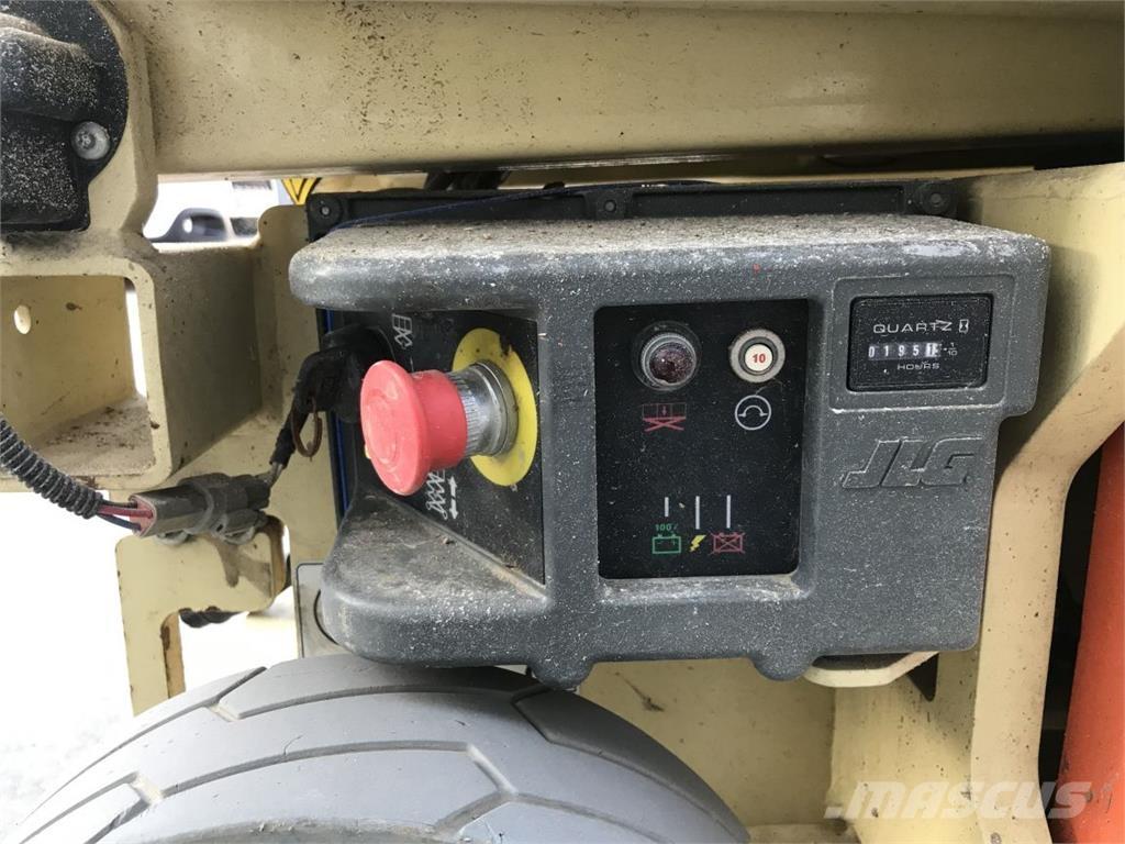 JLG 1930ES (1886) Nůžková zvedací plošina