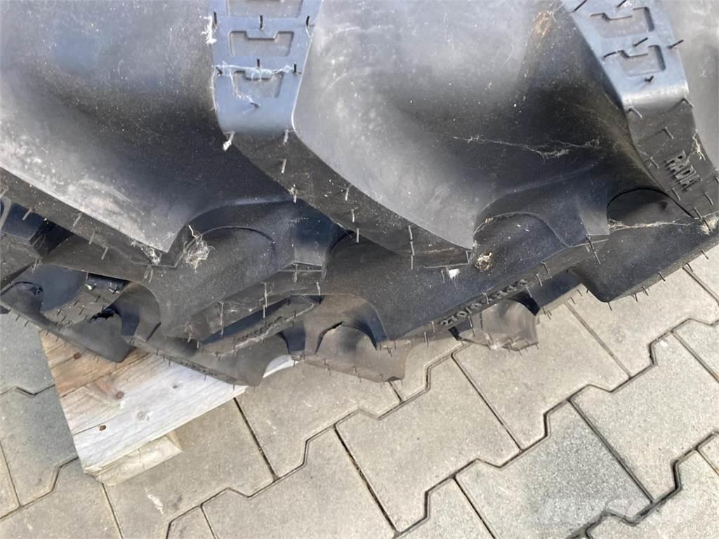 BKT 270/95R46 Pneumatiky, kola a ráfky