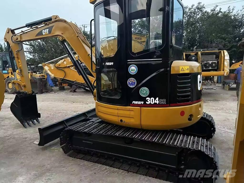 CAT 304 CR Mini rýpadla < 7t