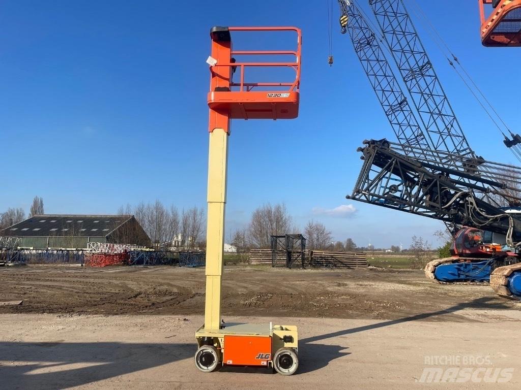 JLG 1230 ES Nůžková zvedací plošina