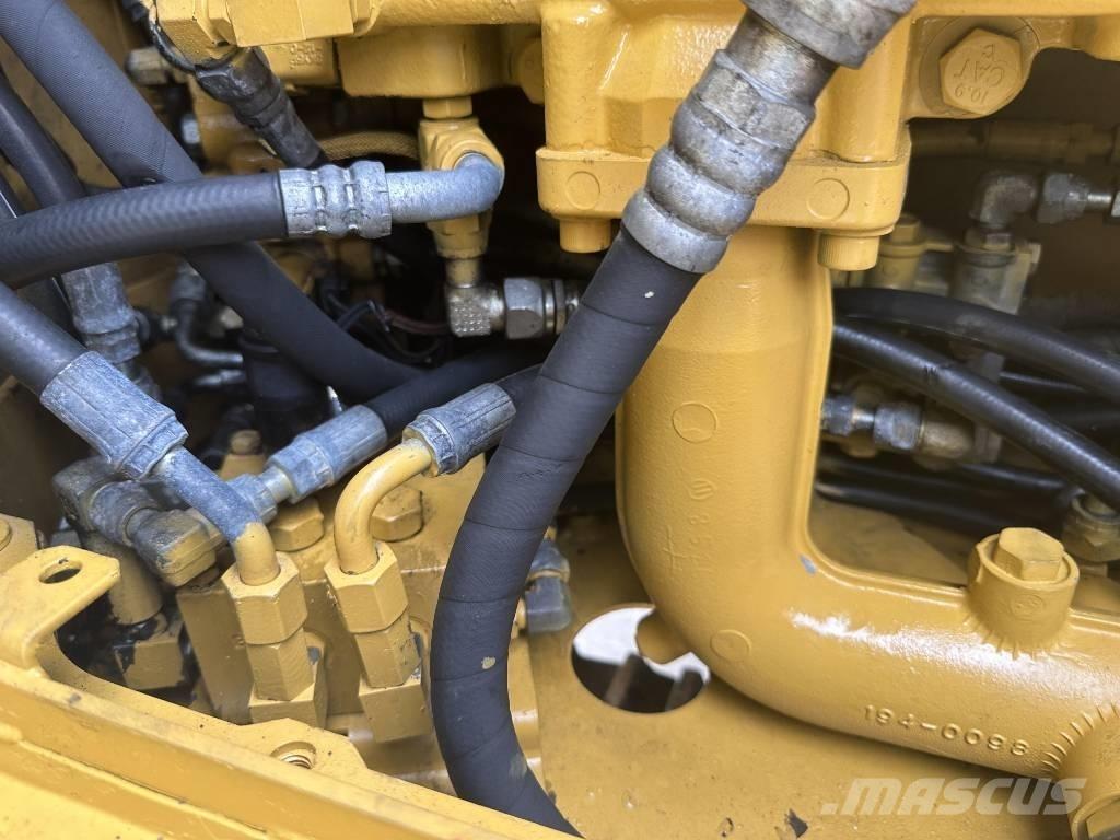 CAT 312D Pásová rýpadla