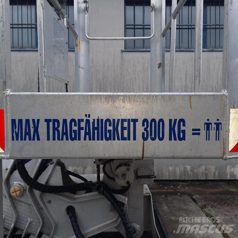 Multitel MT 162 Autoplošiny