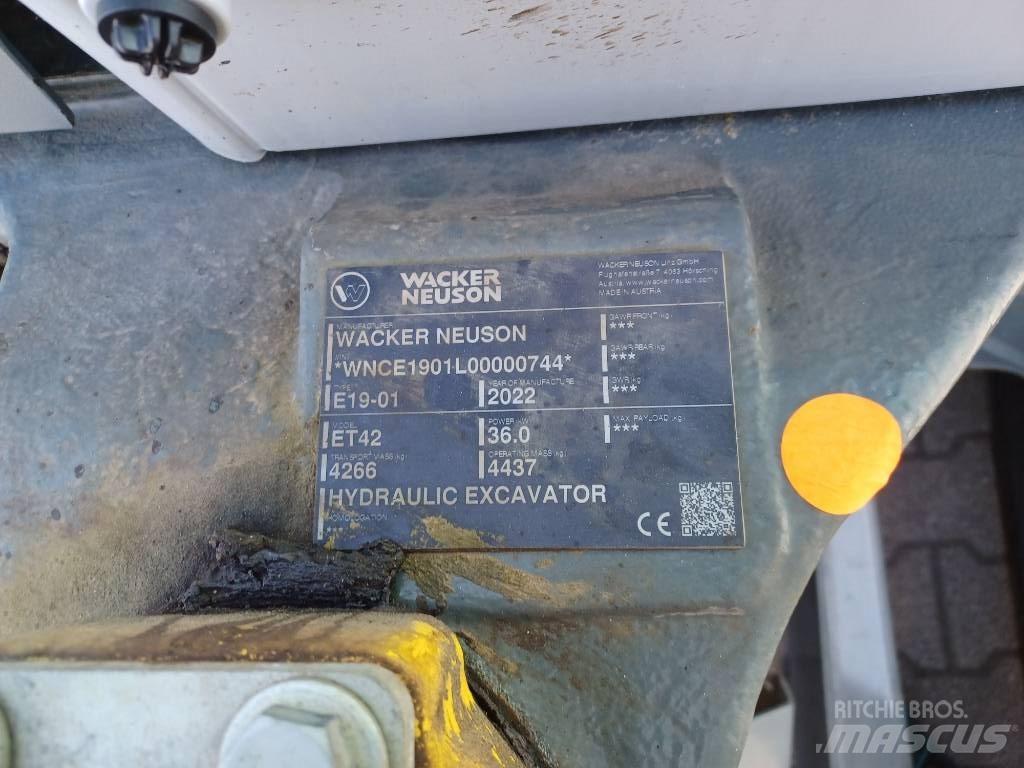 Wacker Neuson ET42 Pásová rýpadla