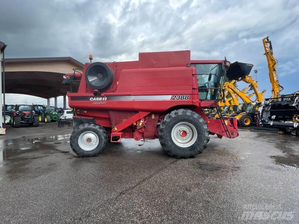 Case IH 2388 Sklízecí mlátičky