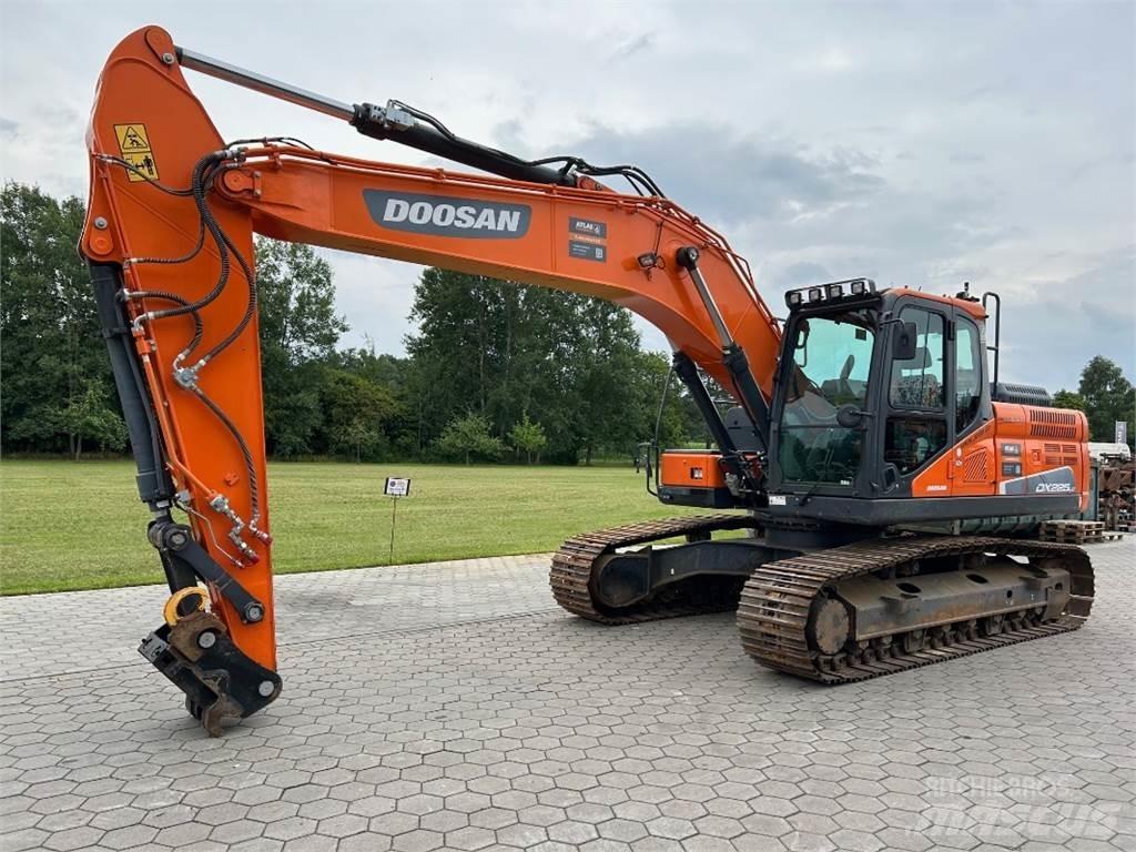 Doosan DX225LC-5 Pásová rýpadla