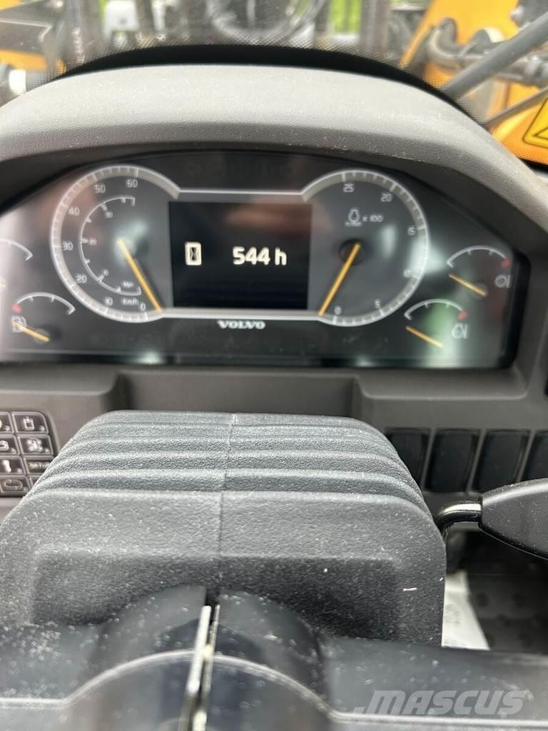 Volvo L150H Kolové nakladače