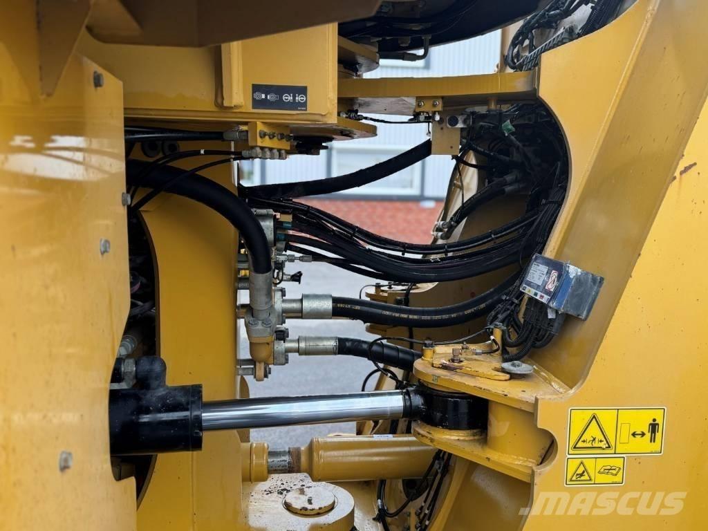 CAT 980 M Kolové nakladače