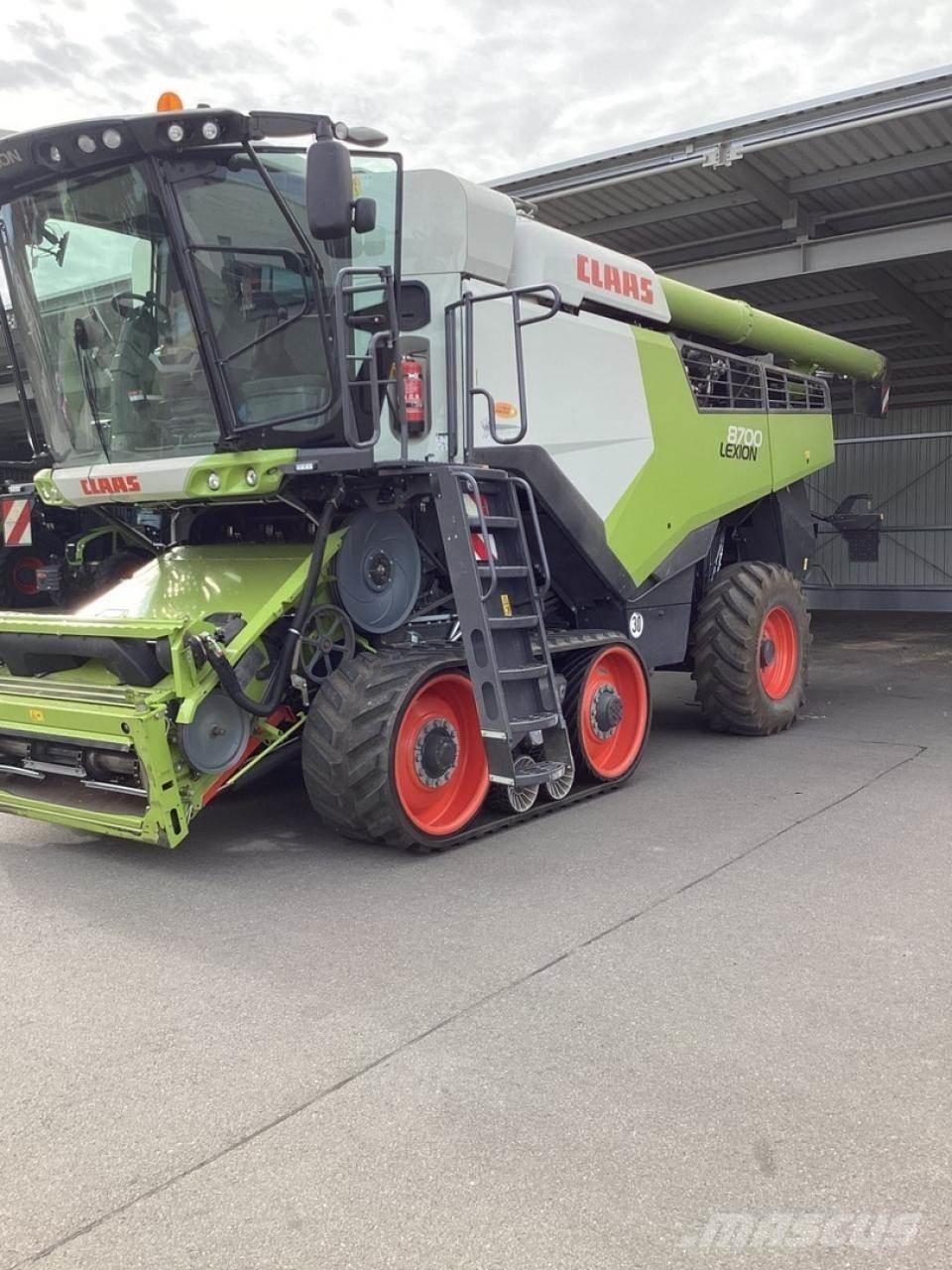 Claas 8700 TT Další