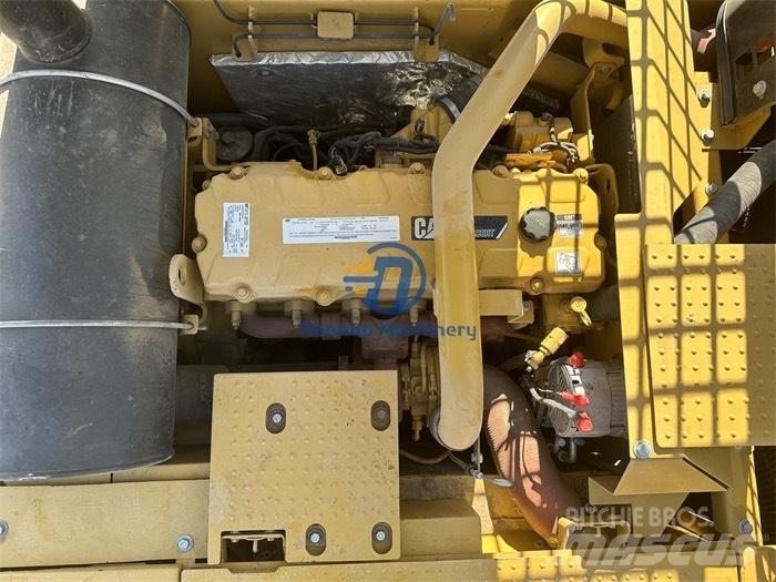CAT 336 D Pásová rýpadla