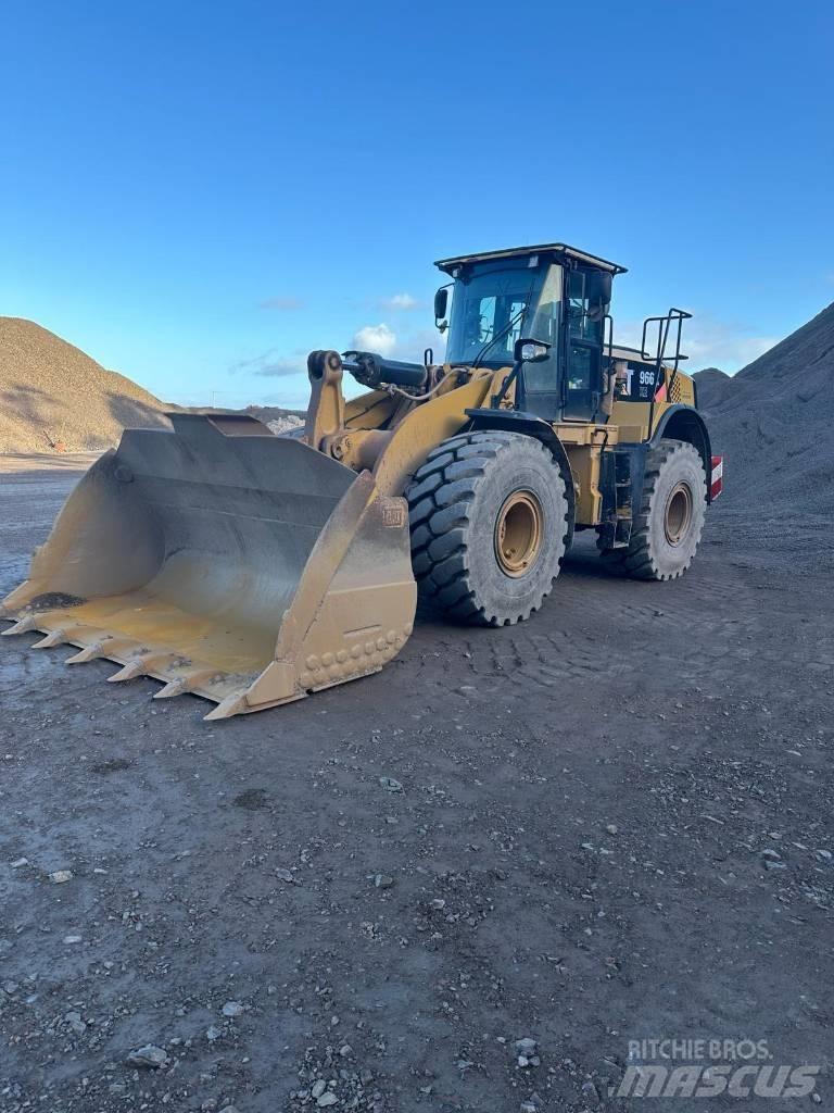 CAT 966 K Kolové nakladače