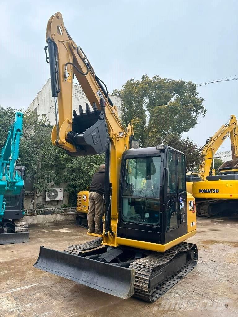 CAT 305.5 Mini rýpadla < 7t