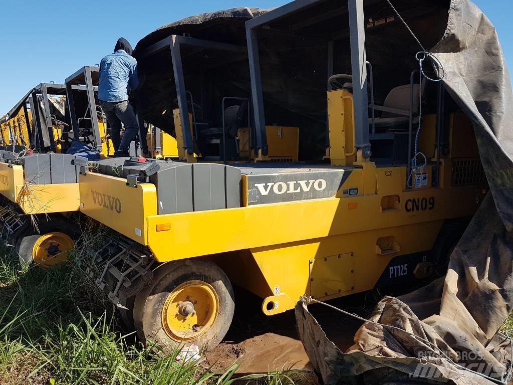 Volvo PT 125 Pneumatikové válce