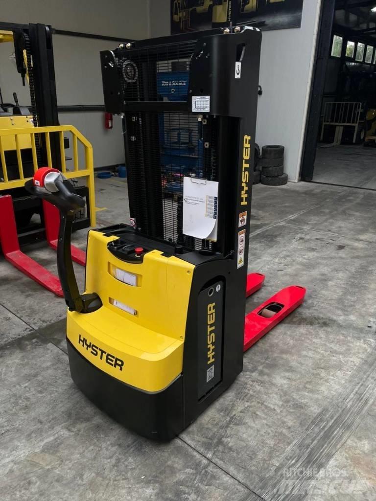 Hyster S 1.2 Ručně vedené vysokozdvižné vozíky